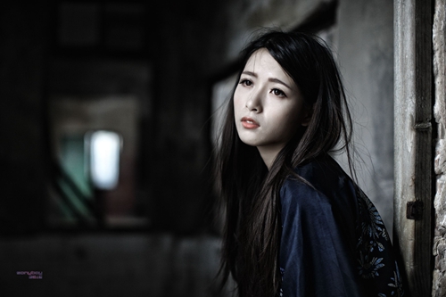 .韦.