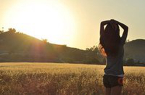 董姓新生女孩怎样取名才好听